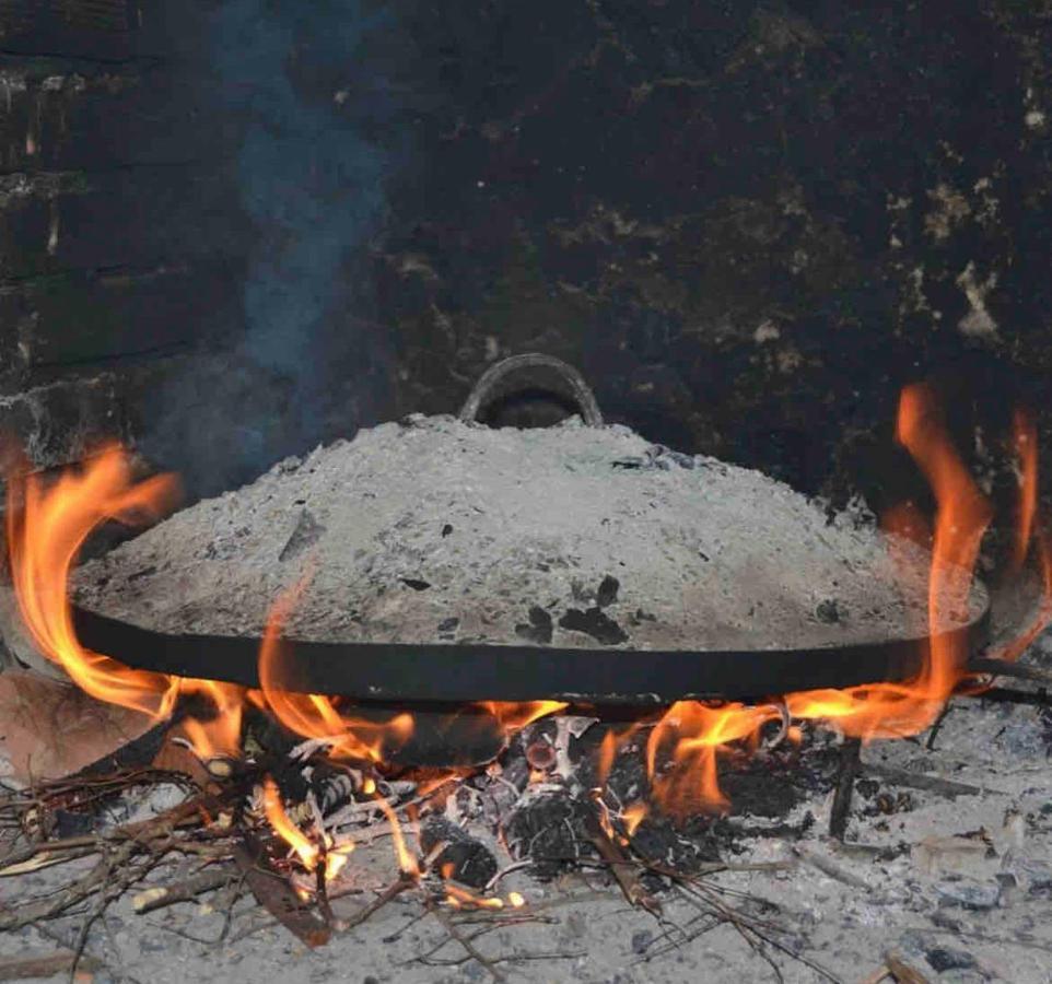 Ballkon Turi Tiranë Luaran gambar